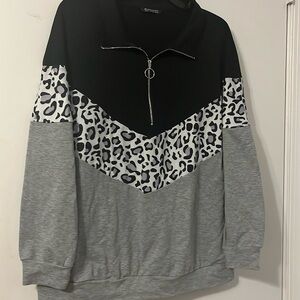 BLOOMCHIC Gray With Black Leopard Print Hoodie Size 14/16